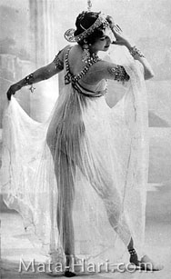 Mata Hari, 1906